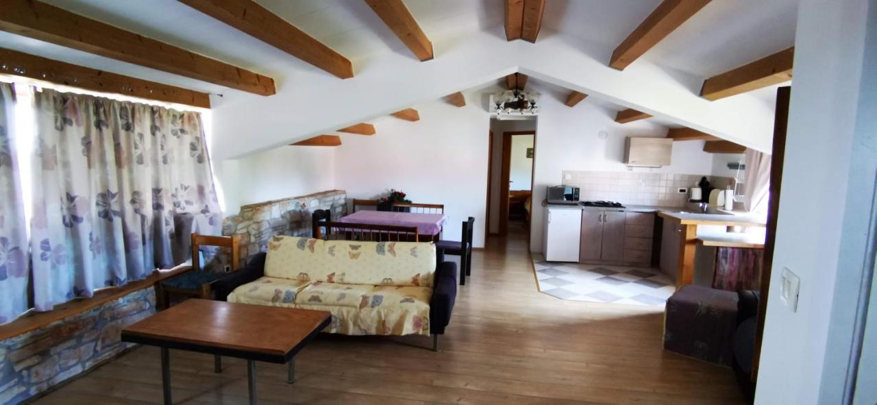 Muntić Eti And Mia Holiday Apartments מראה חיצוני תמונה