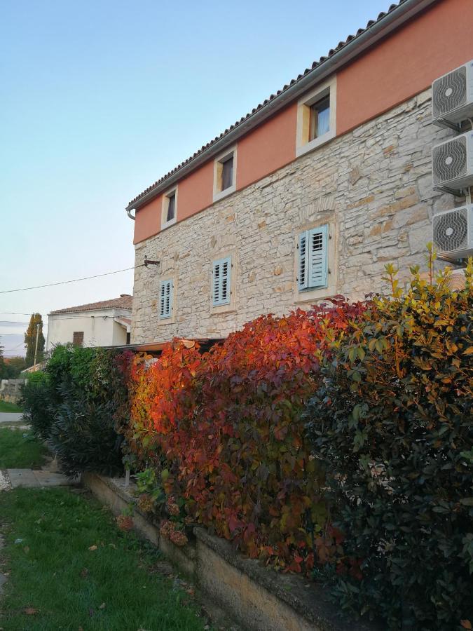 Muntić Eti And Mia Holiday Apartments מראה חיצוני תמונה