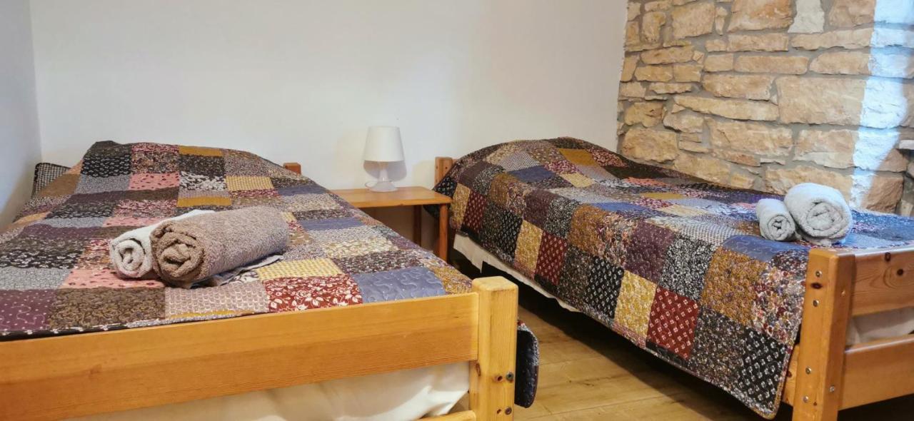 Muntić Eti And Mia Holiday Apartments מראה חיצוני תמונה